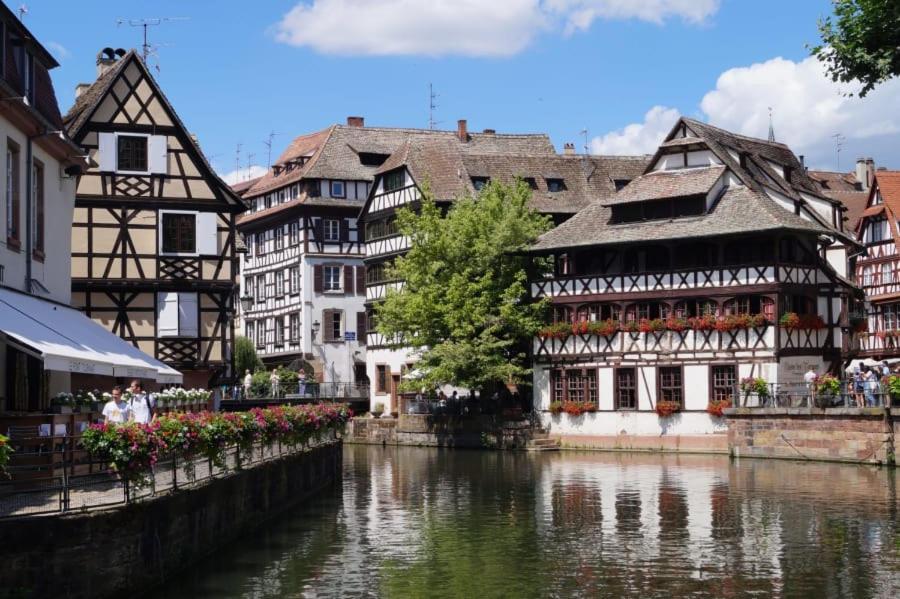 Le Clos D'Azel Maison D'Hotes Flexbourg ภายนอก รูปภาพ